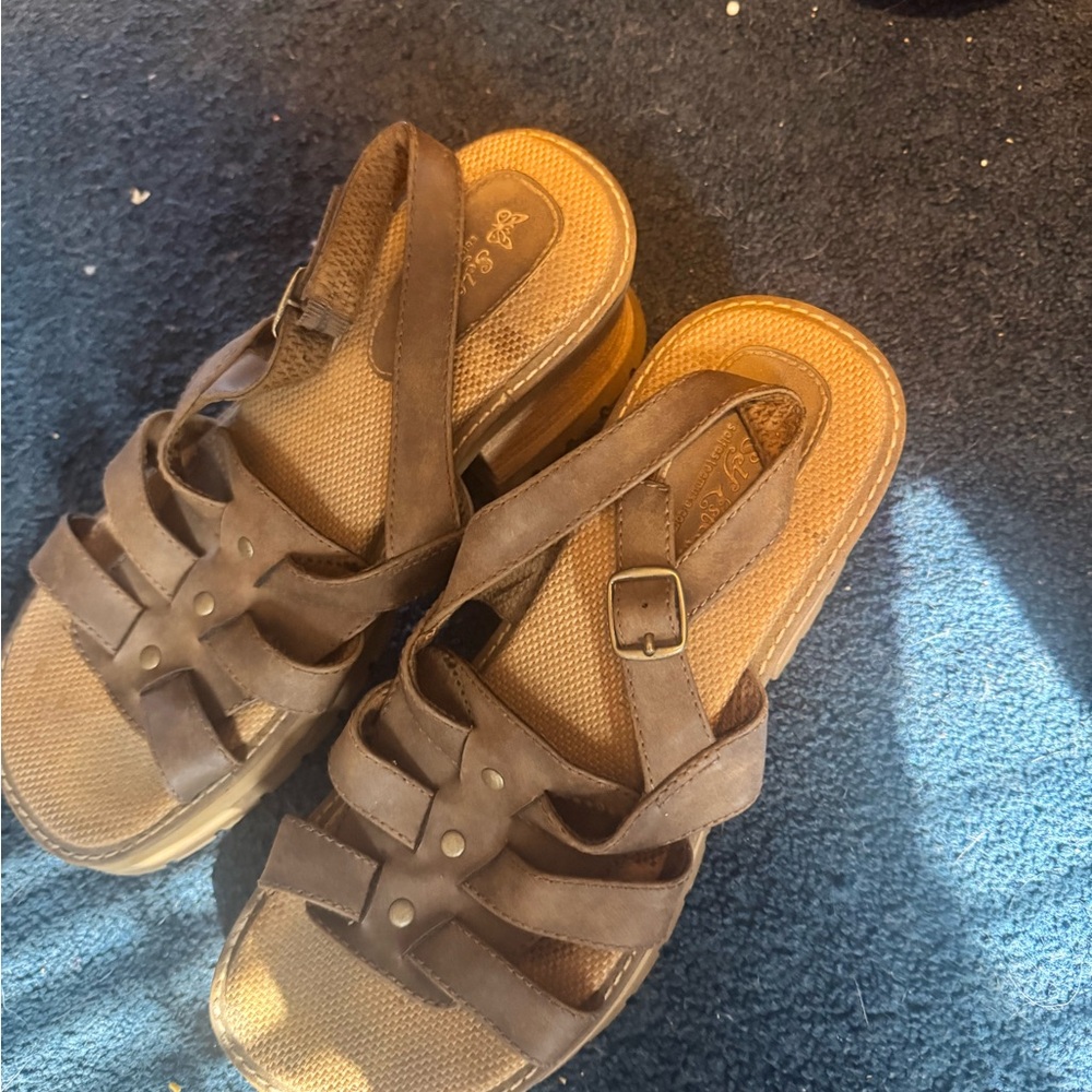 women's sandals size 9